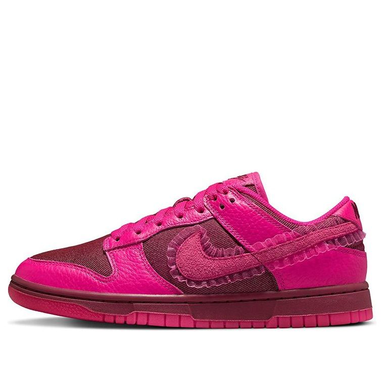 (WMNS) Nike Dunk Low 'Valentine's Day'  DQ9324-600 Classic Sneakers